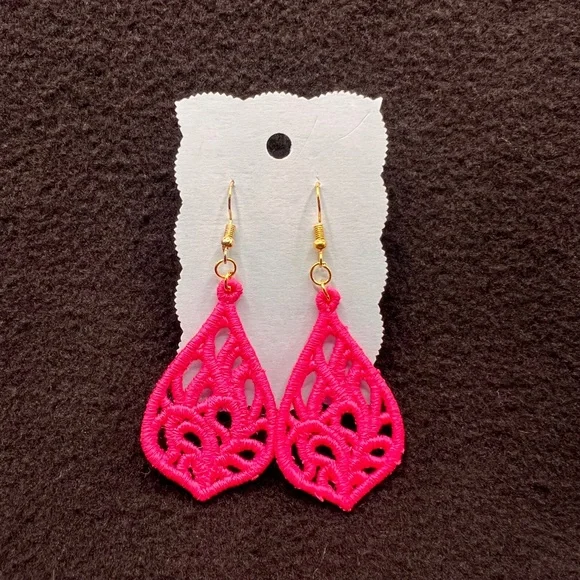 Homemade Pink Lace Teardrop Earrings - Picture 1 of 5